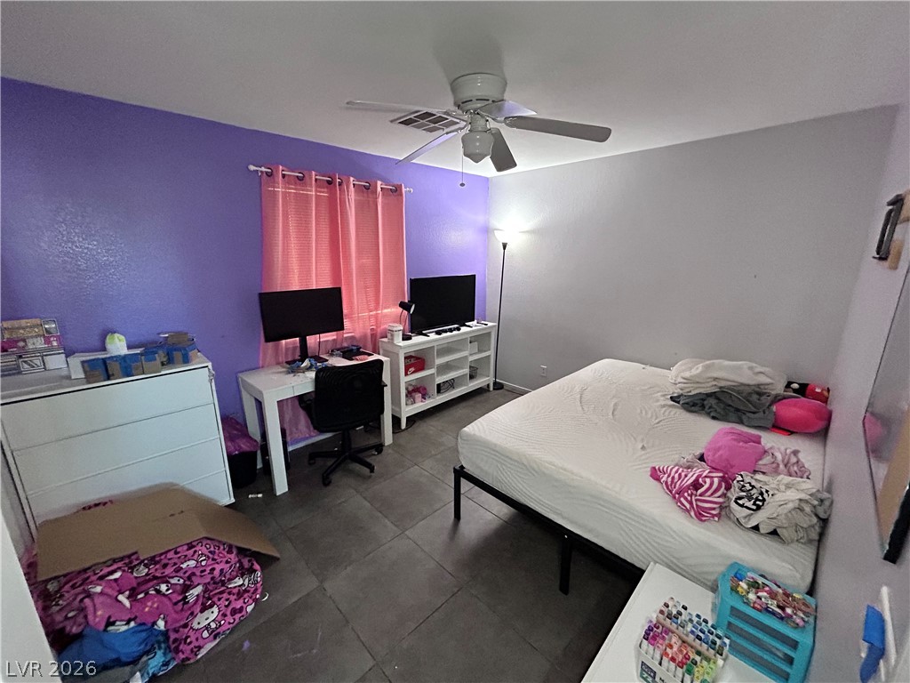 5276 Pendergrass Street North Las Vegas NV 89081