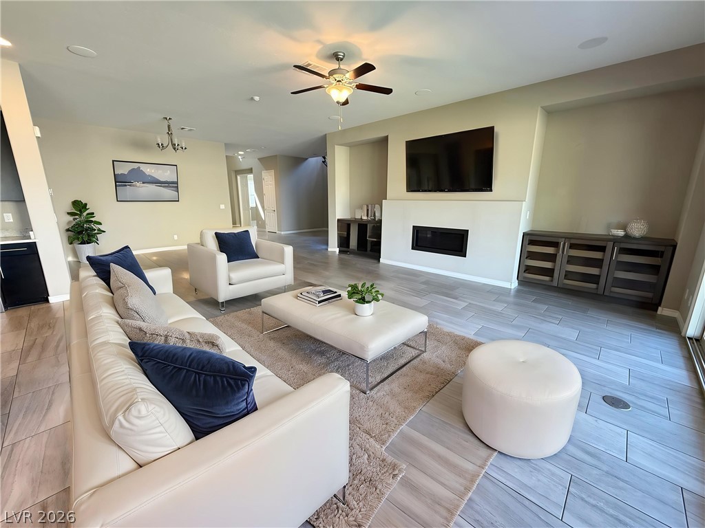 6248 Teo Boyd Street Las Vegas NV 89148