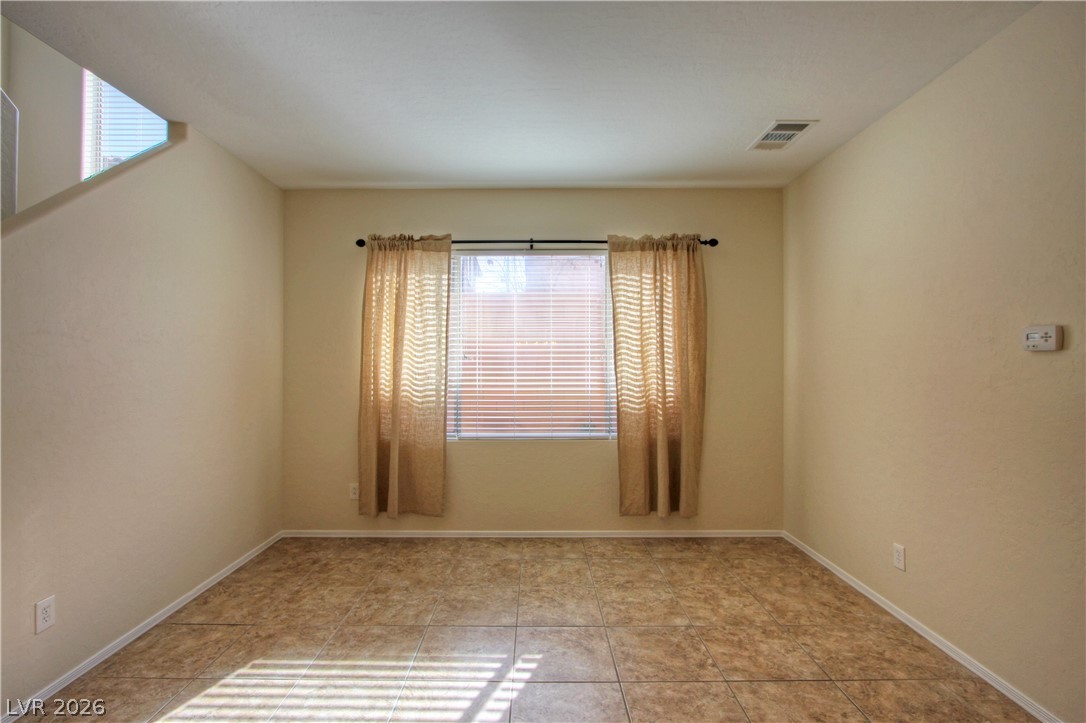 9033 Castledowns Street Las Vegas NV 89148