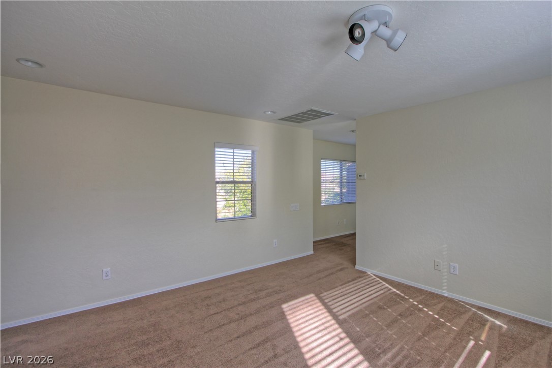 9033 Castledowns Street Las Vegas NV 89148