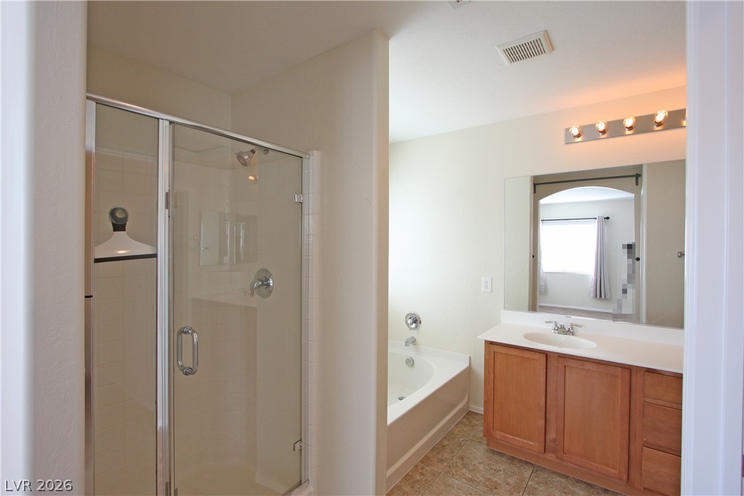 9033 Castledowns Street Las Vegas NV 89148