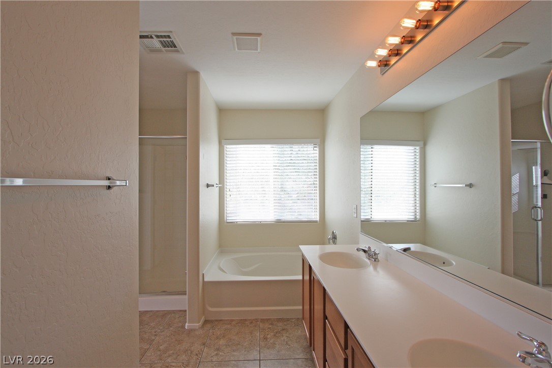 9033 Castledowns Street Las Vegas NV 89148