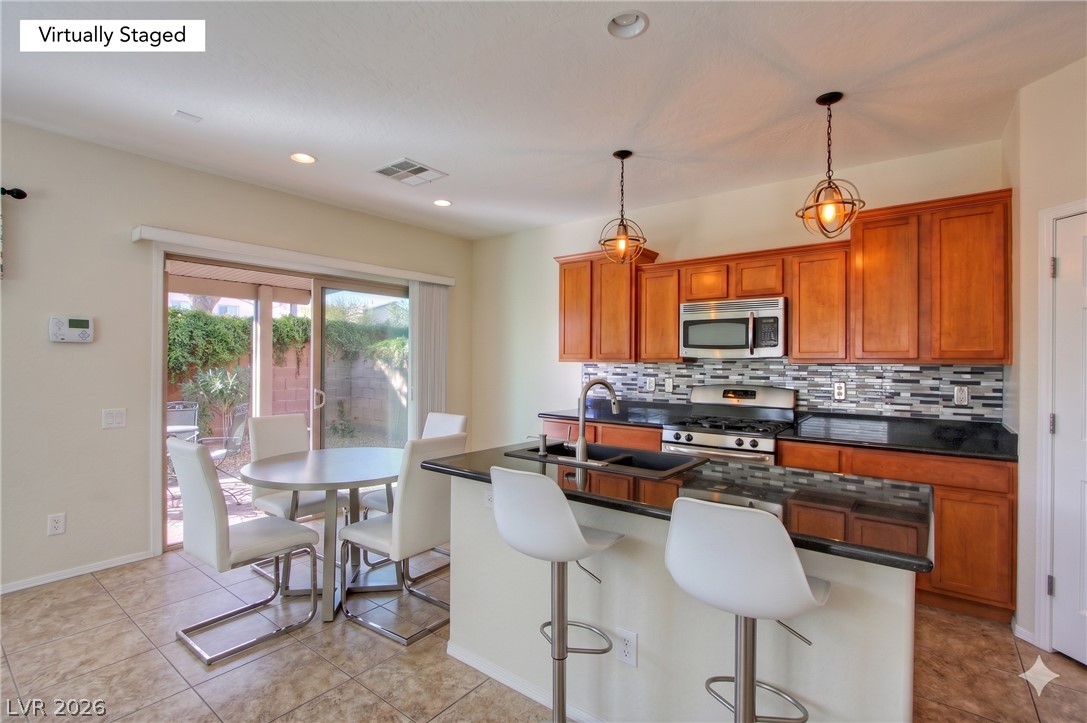 9033 Castledowns Street Las Vegas NV 89148