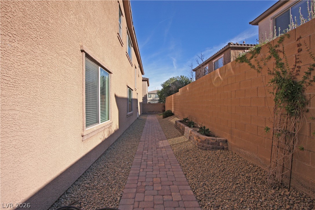 9033 Castledowns Street Las Vegas NV 89148