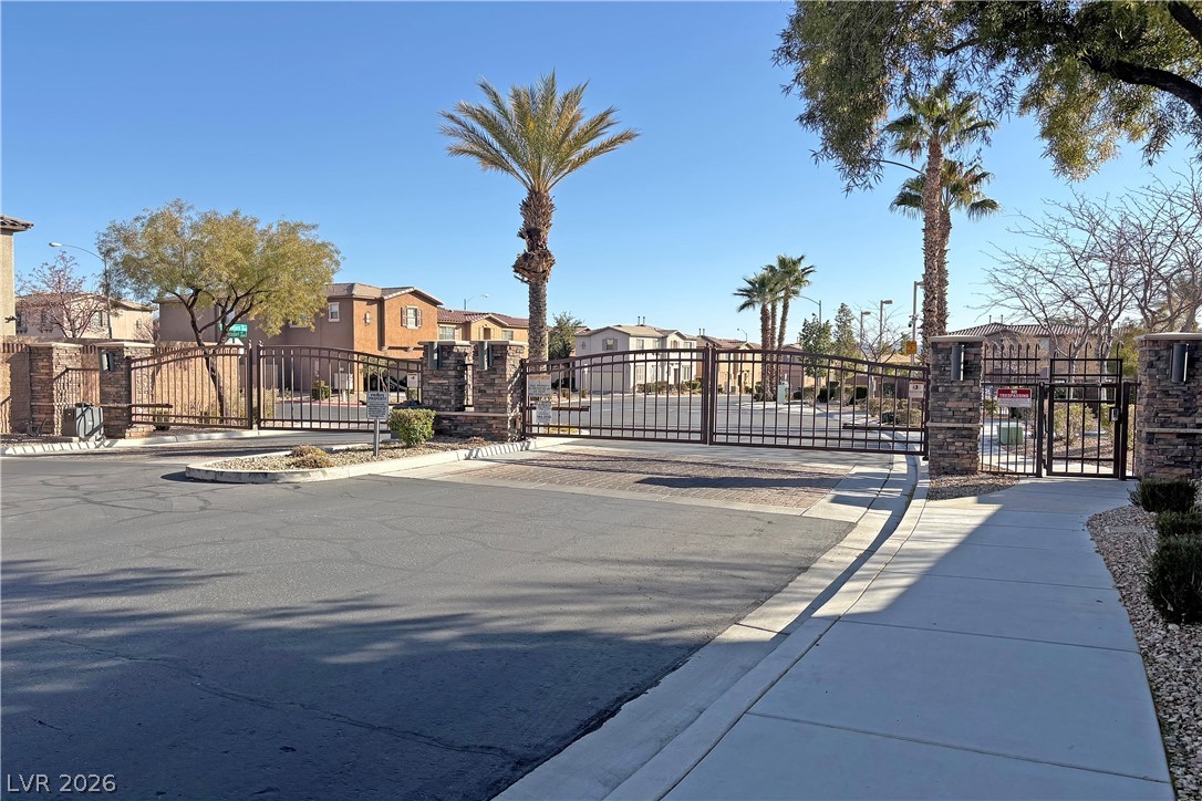 9033 Castledowns Street Las Vegas NV 89148