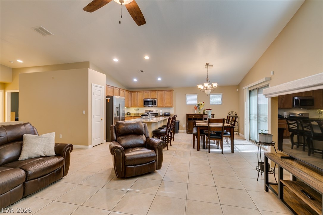 5825 Austin English Street North Las Vegas NV 89081