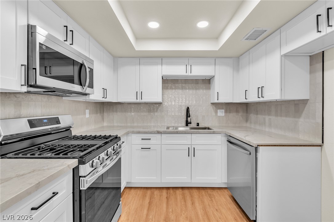 2256 Tall Pine Drive Las Vegas NV 89108