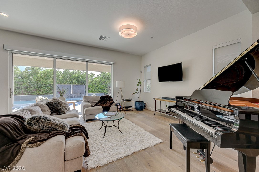 2567 Speyburn Avenue Henderson NV 89044