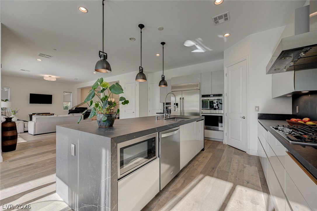 2567 Speyburn Avenue Henderson NV 89044