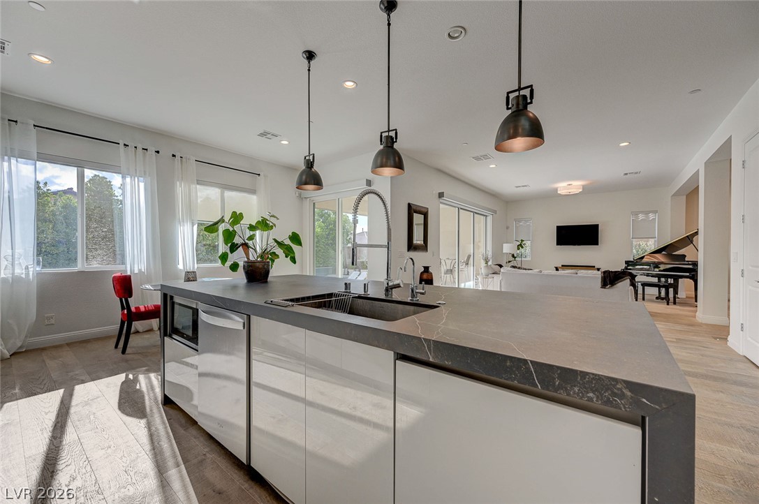 2567 Speyburn Avenue Henderson NV 89044