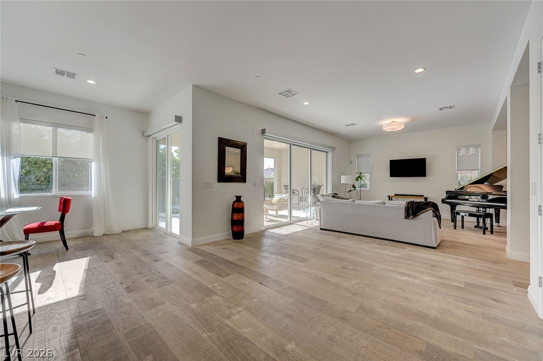 2567 Speyburn Avenue Henderson NV 89044