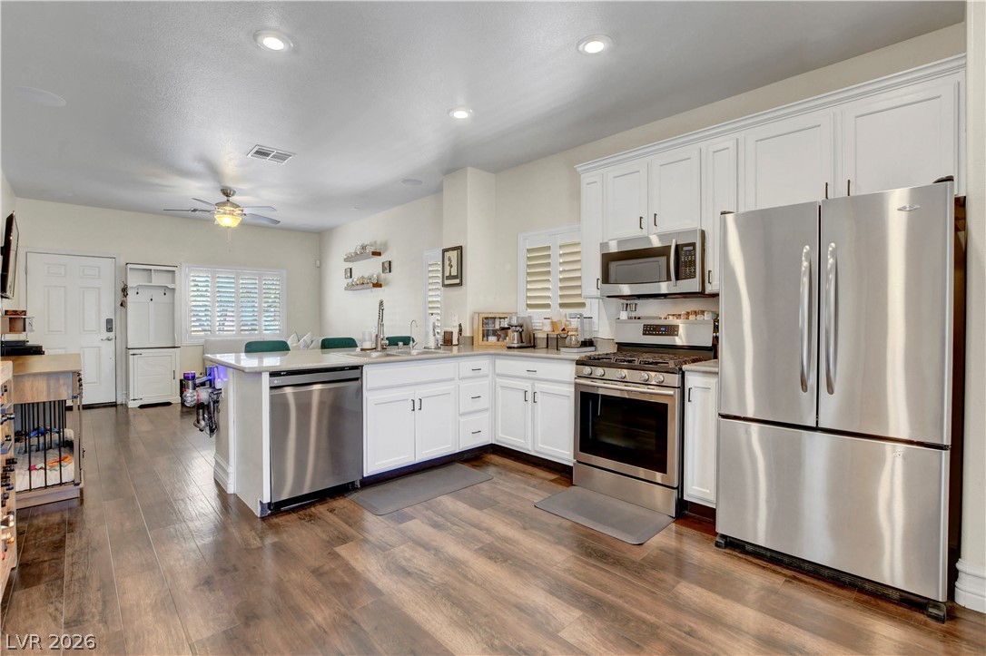 9498 Oro Bullion Street Las Vegas NV 89178