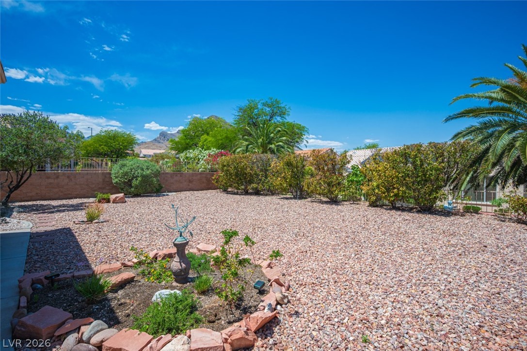 10924 Mill Cove Avenue Las Vegas NV 89134