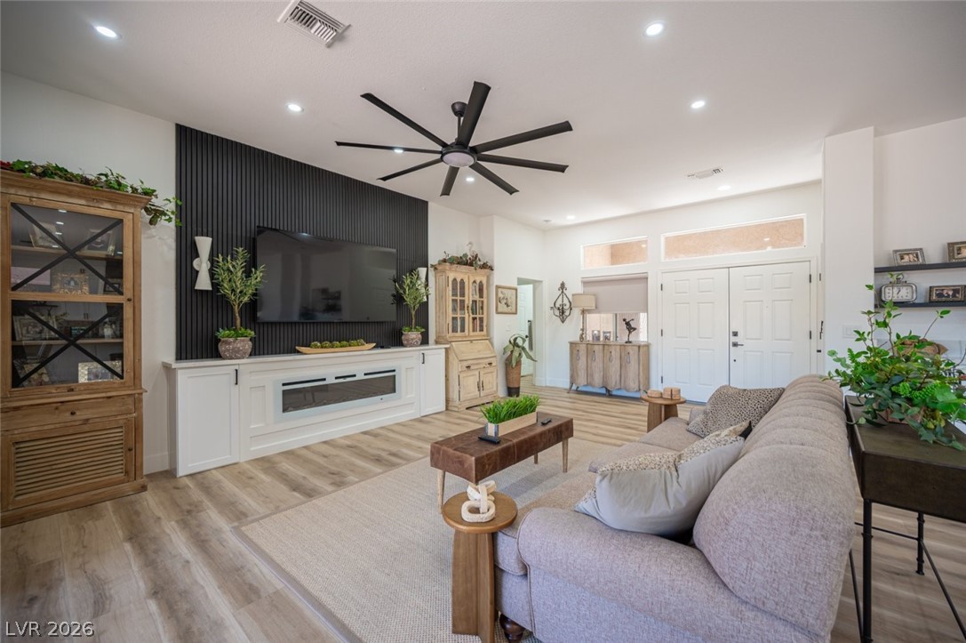 10924 Mill Cove Avenue Las Vegas NV 89134