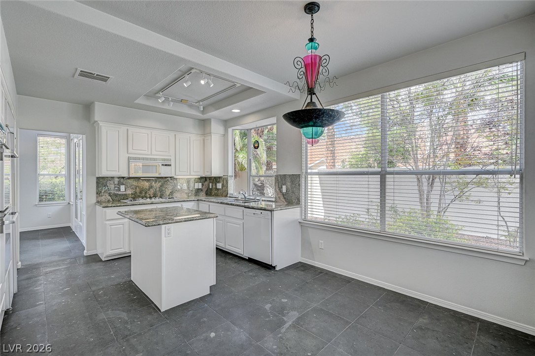 2832 Summer Lake Drive Las Vegas NV 89128
