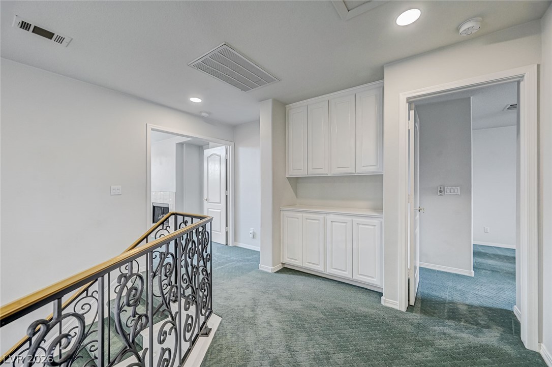2832 Summer Lake Drive Las Vegas NV 89128
