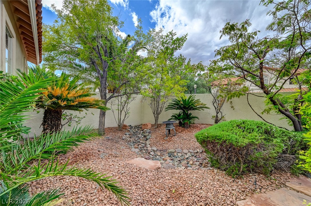 2832 Summer Lake Drive Las Vegas NV 89128