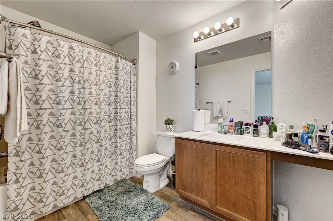 9165 Blue Poppy Street Las Vegas NV 89148