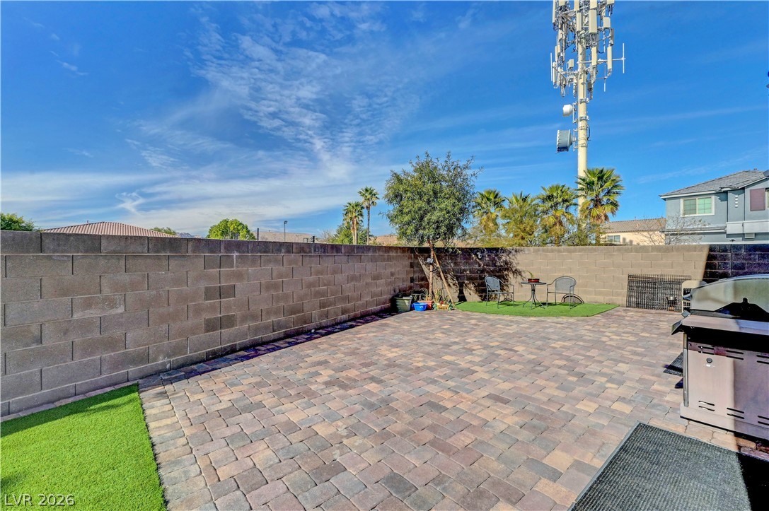 9165 Blue Poppy Street Las Vegas NV 89148