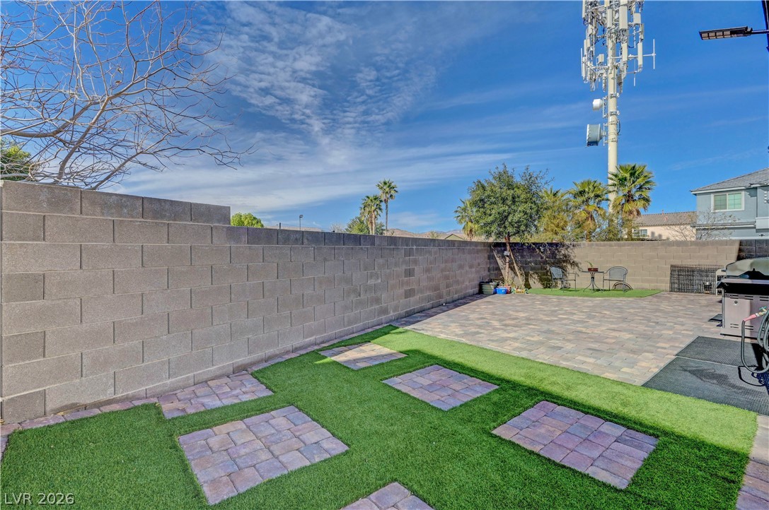 9165 Blue Poppy Street Las Vegas NV 89148