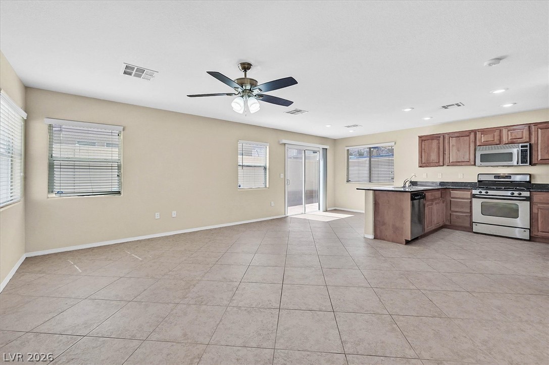 5732 Rose Tiara Drive Las Vegas NV 89139