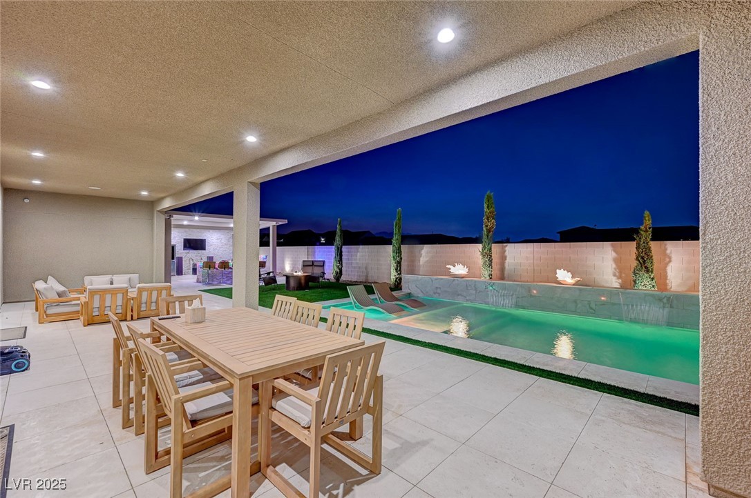 7590 Sky Horse Avenue Las Vegas NV 89113