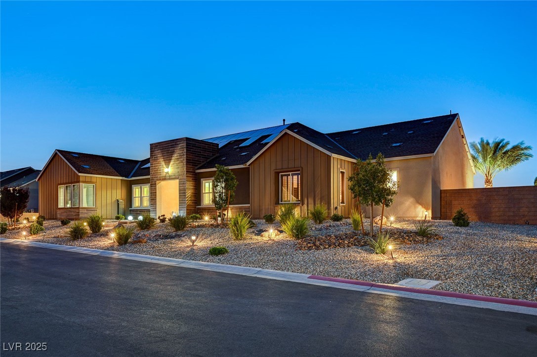 7590 Sky Horse Avenue Las Vegas NV 89113