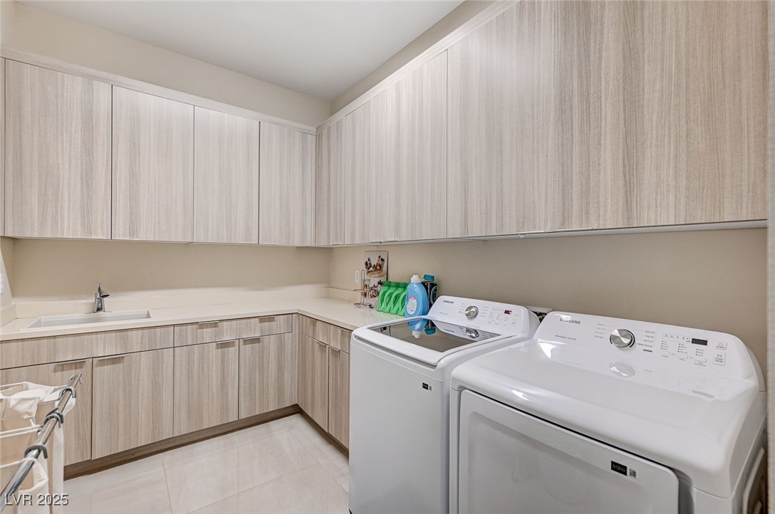 7590 Sky Horse Avenue Las Vegas NV 89113