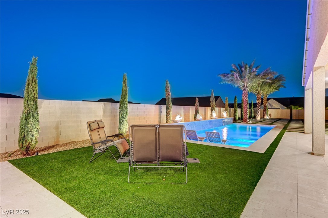 7590 Sky Horse Avenue Las Vegas NV 89113