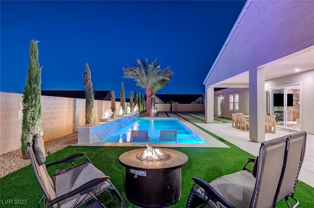 7590 Sky Horse Avenue Las Vegas NV 89113