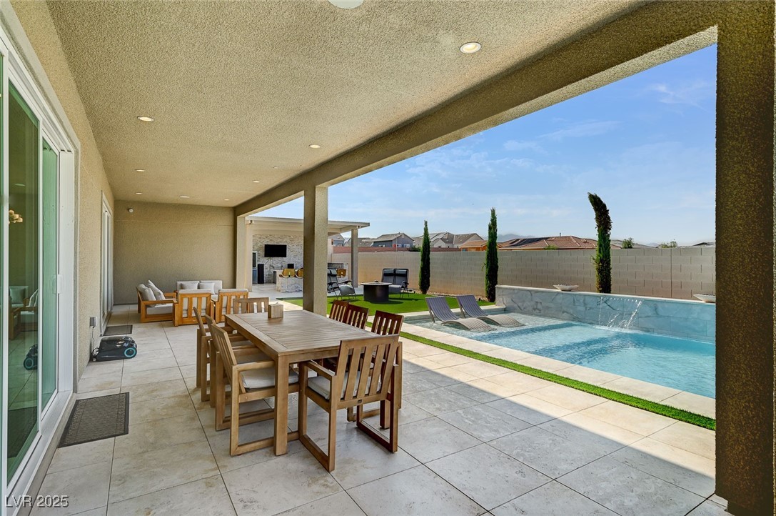 7590 Sky Horse Avenue Las Vegas NV 89113