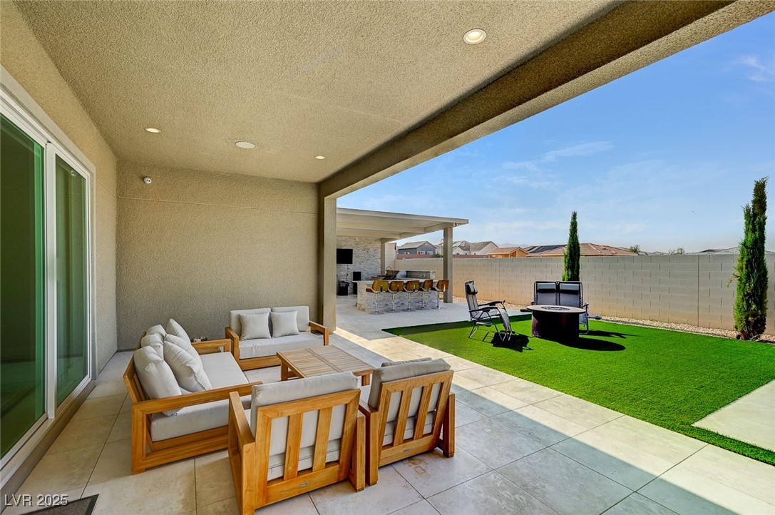7590 Sky Horse Avenue Las Vegas NV 89113