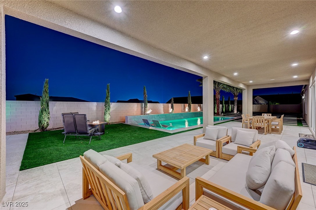 7590 Sky Horse Avenue Las Vegas NV 89113