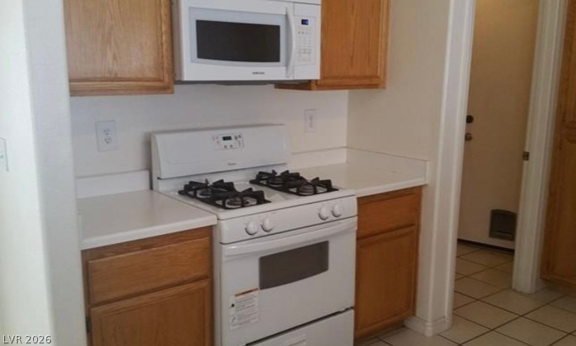 33 Newburg Avenue North Las Vegas NV 89032