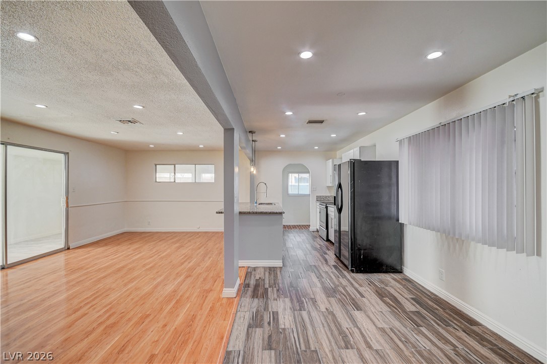 5724 Idle Avenue Las Vegas NV 89107