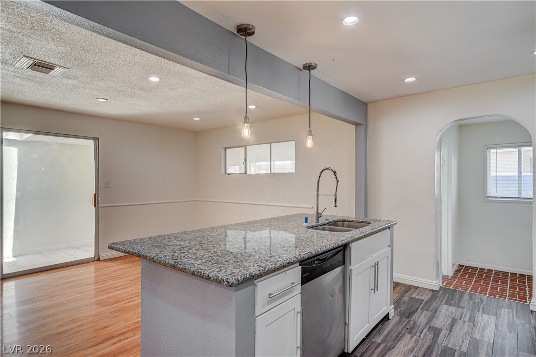 5724 Idle Avenue Las Vegas NV 89107