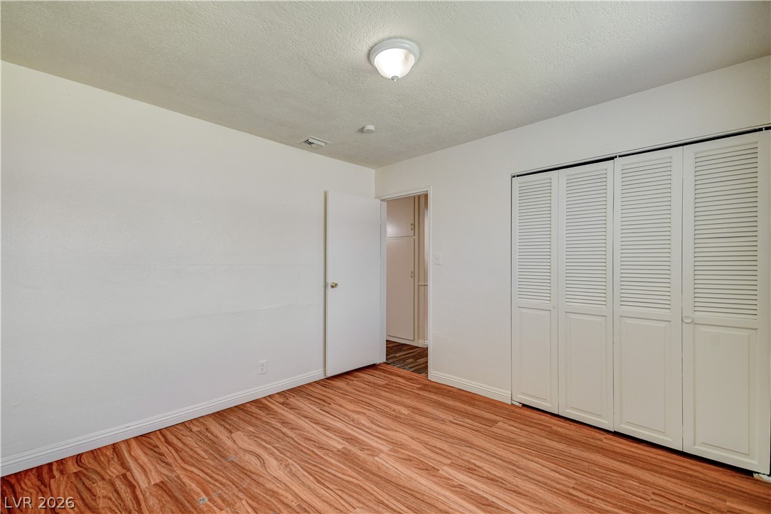 5724 Idle Avenue Las Vegas NV 89107
