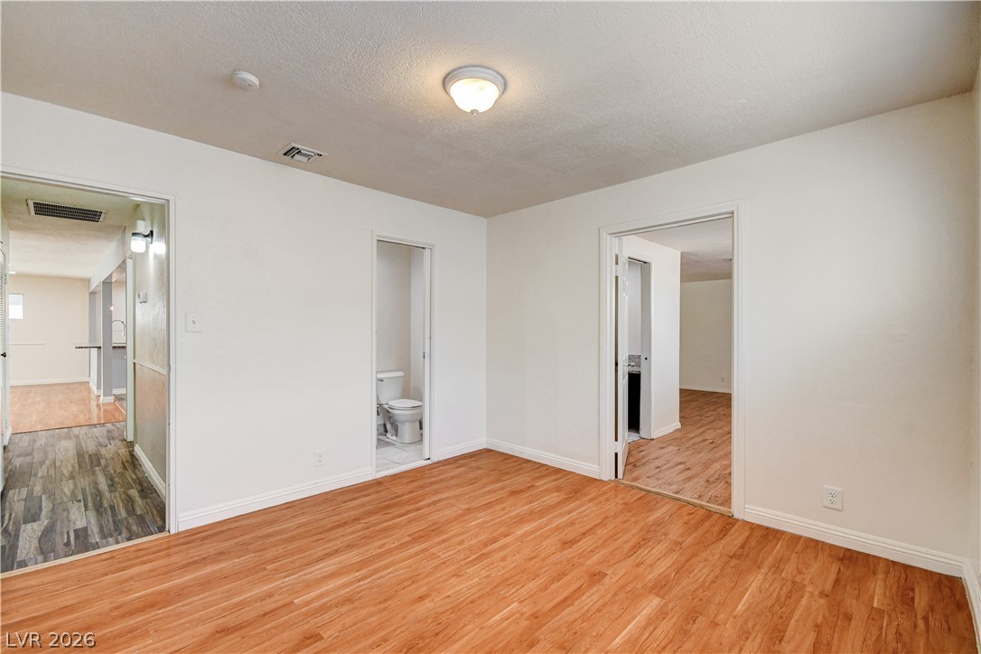 5724 Idle Avenue Las Vegas NV 89107
