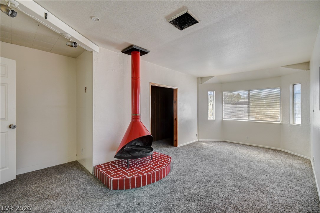 5724 Idle Avenue Las Vegas NV 89107