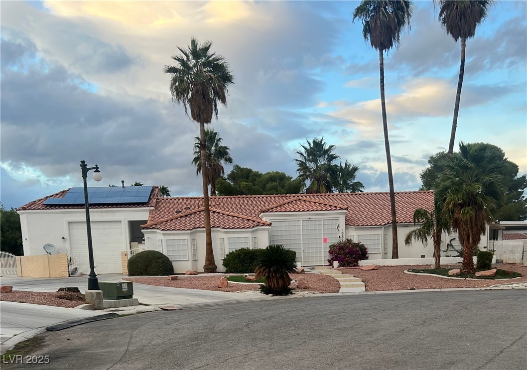 6325 Woodstock Court Las Vegas NV 89118