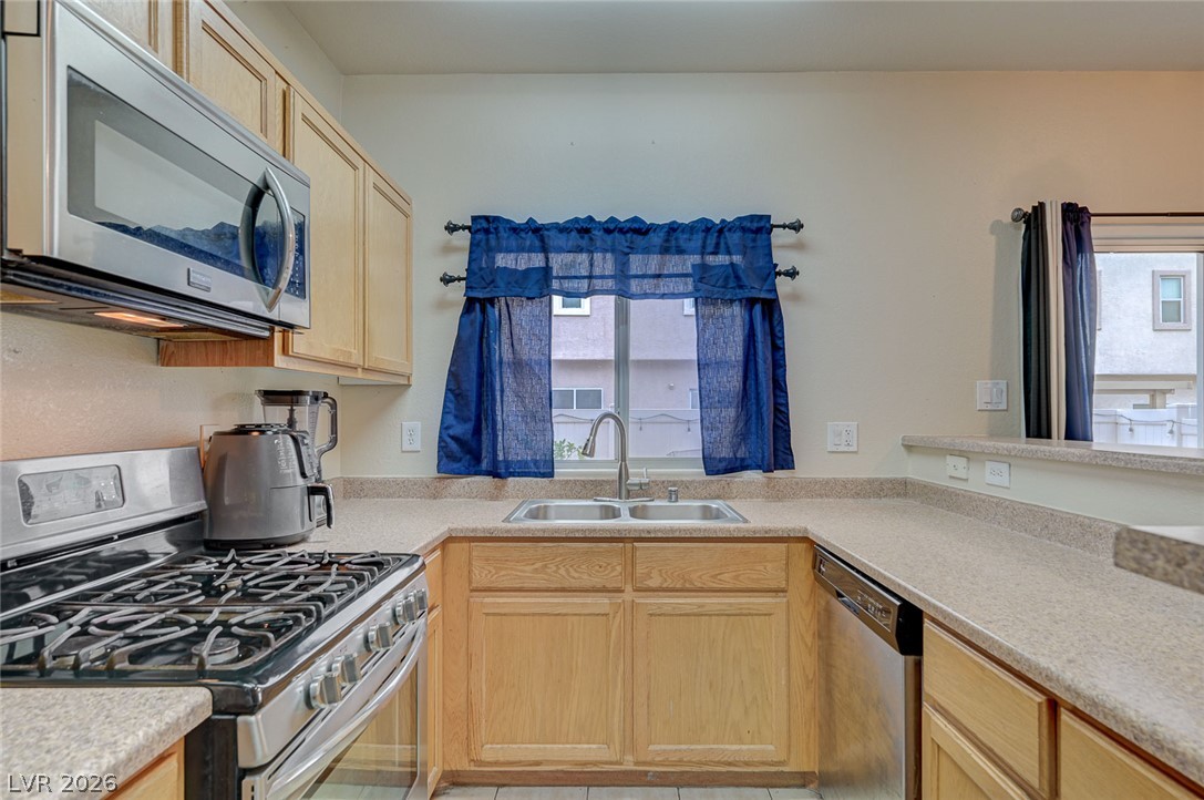 6531 Ozzie Harriet Avenue 102 Las Vegas NV 89122