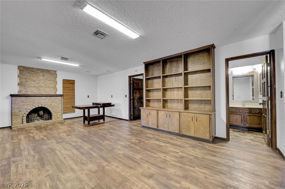 6975 Obannon Drive Las Vegas NV 89117
