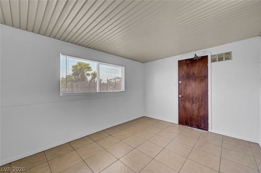 6975 Obannon Drive Las Vegas NV 89117