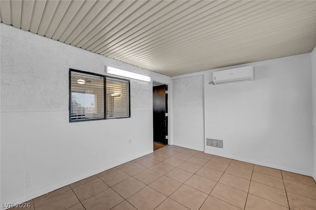 6975 Obannon Drive Las Vegas NV 89117