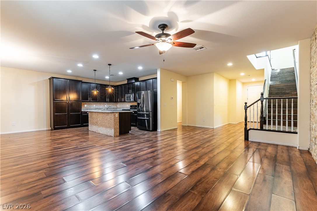 7741 Donner Peak Street Las Vegas NV 89166