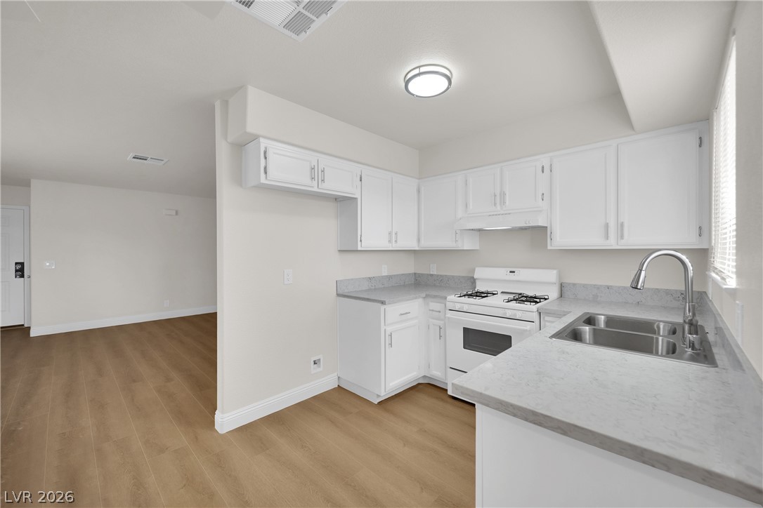 546 Grimsby Avenue Henderson NV 89014