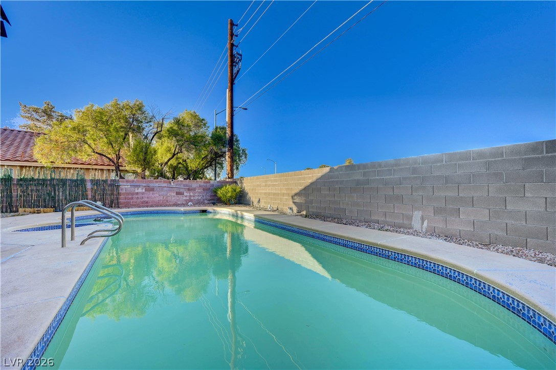 7724 Clearwood Avenue Las Vegas NV 89123