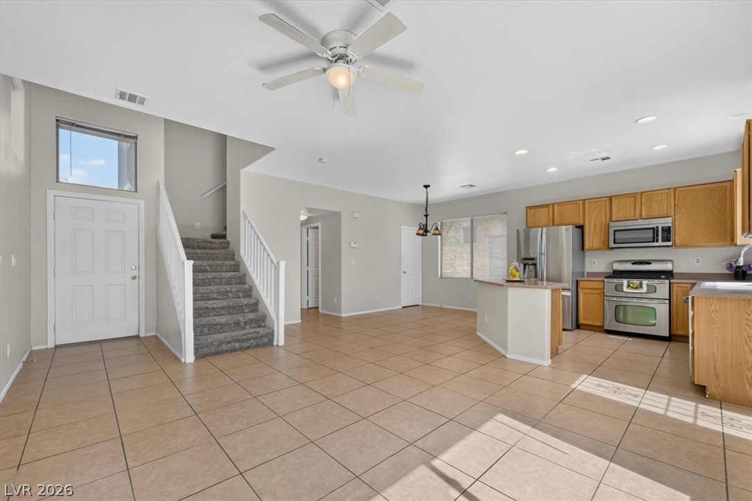 8032 Dancing Springs Street Las Vegas NV 89143