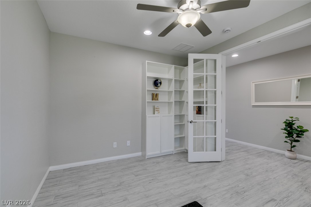 70 Pikiariki Court Las Vegas NV 89183