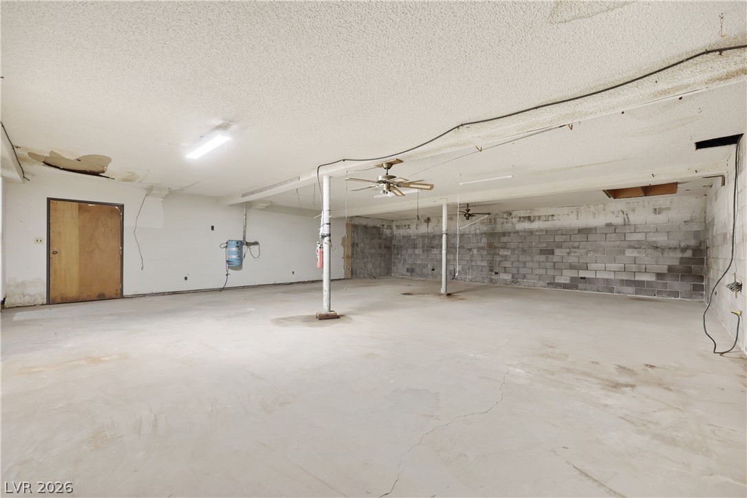 6832 Suncrest Avenue Las Vegas NV 89156